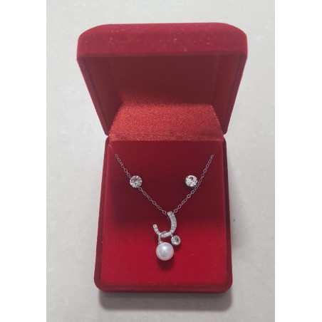 Fio e Brincos de Aço com Brilhantes de Zircônia