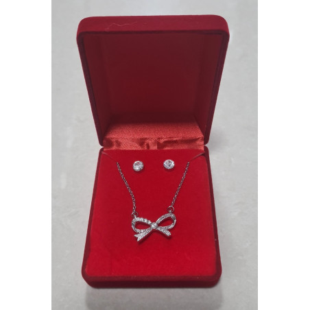 Fio e Brincos de Aço com Brilhantes de Zircônia